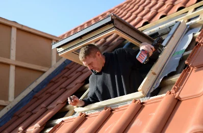 Pose de fenêtres de toit Velux à Brucamps